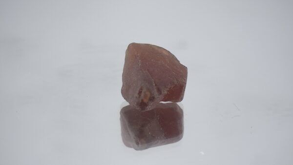 4.81CT Malaya Garnet Rough