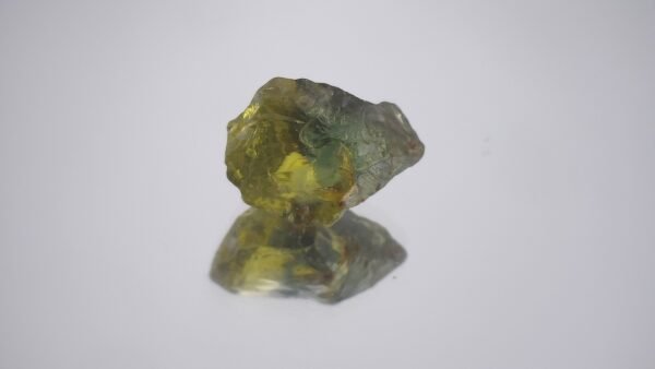 5.35CT Bi-Color Sapphire Rough