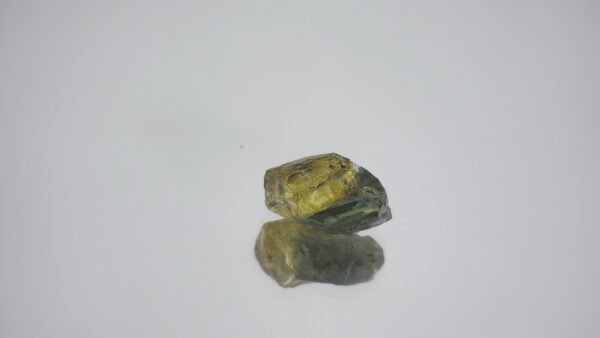 1.71CT Bi-Color Sapphire Rough