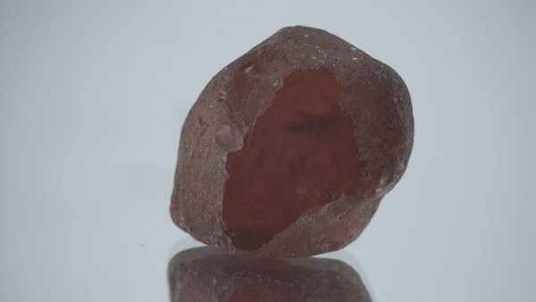 13.58CT Malaya Garnet Rough